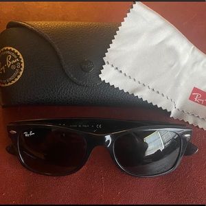 Junior size Ray-ban Wayfarer